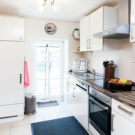 Warm In Eifel With Terrace Apartamento *